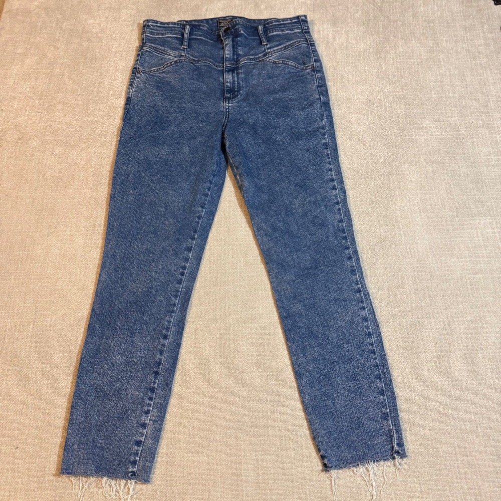 Abercrombie & Fitch Ultra High Rise Super Skinny Ankle Jeans Size 31 12R Denim